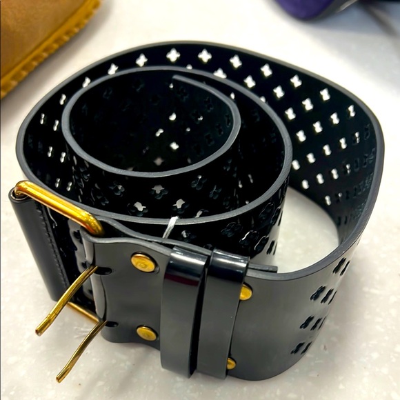 Black Perforated Womens  Belt yves Saint Laurent - Picture 1 of 8